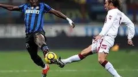 23岁日本新星效仿梅西勇闯难关：3人夹击中上演弧线进球！西甲精彩5球表现，惜与巴萨对决良机擦肩而过